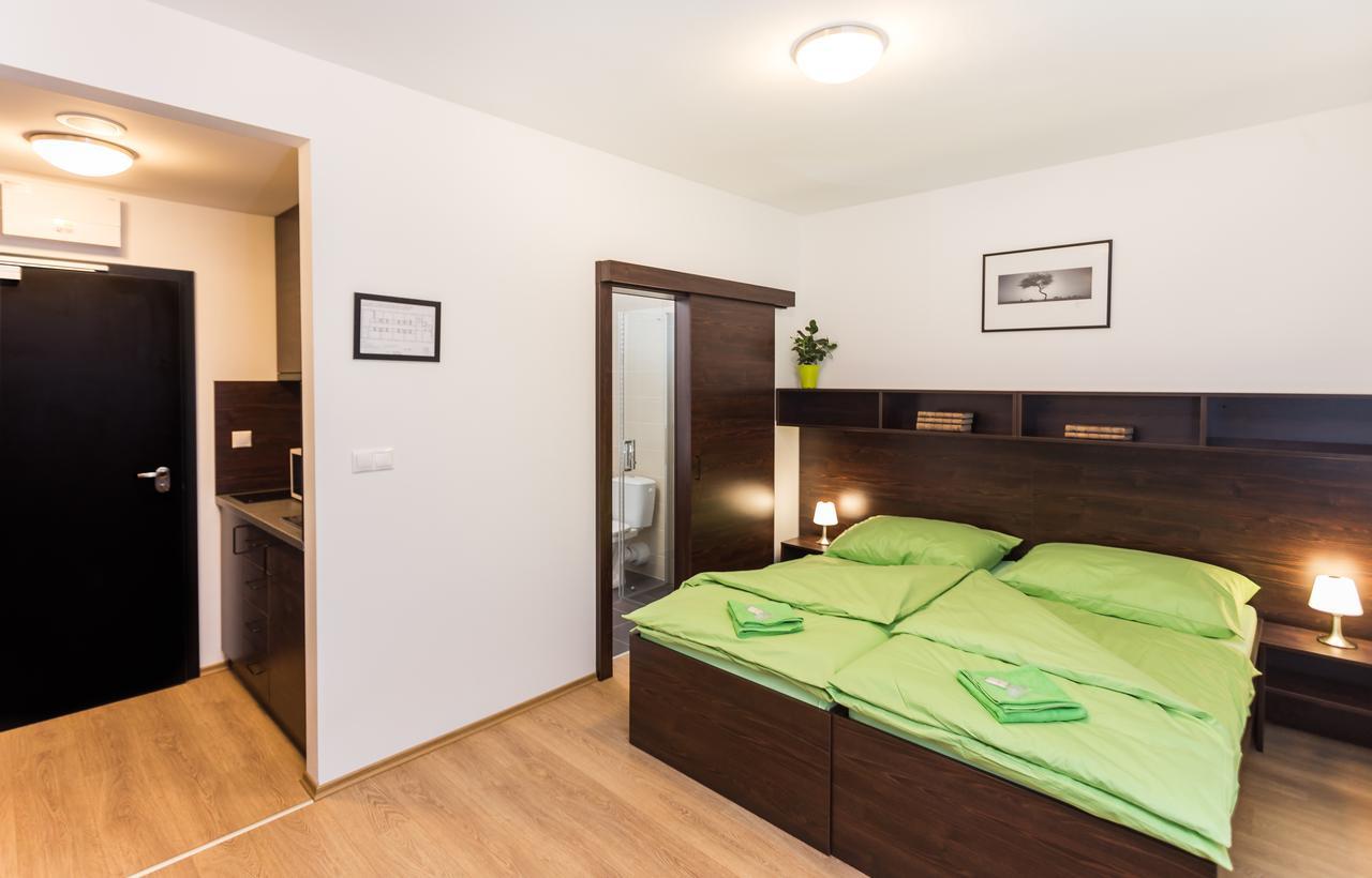 Barok Hotel And Apartments Bratislava Cameră foto